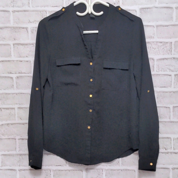 Forever 21 Tops - 3/$25 Forever 21 Black & Gold Button Blouse Medium